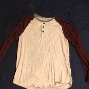 Old Navy 3 button shirt